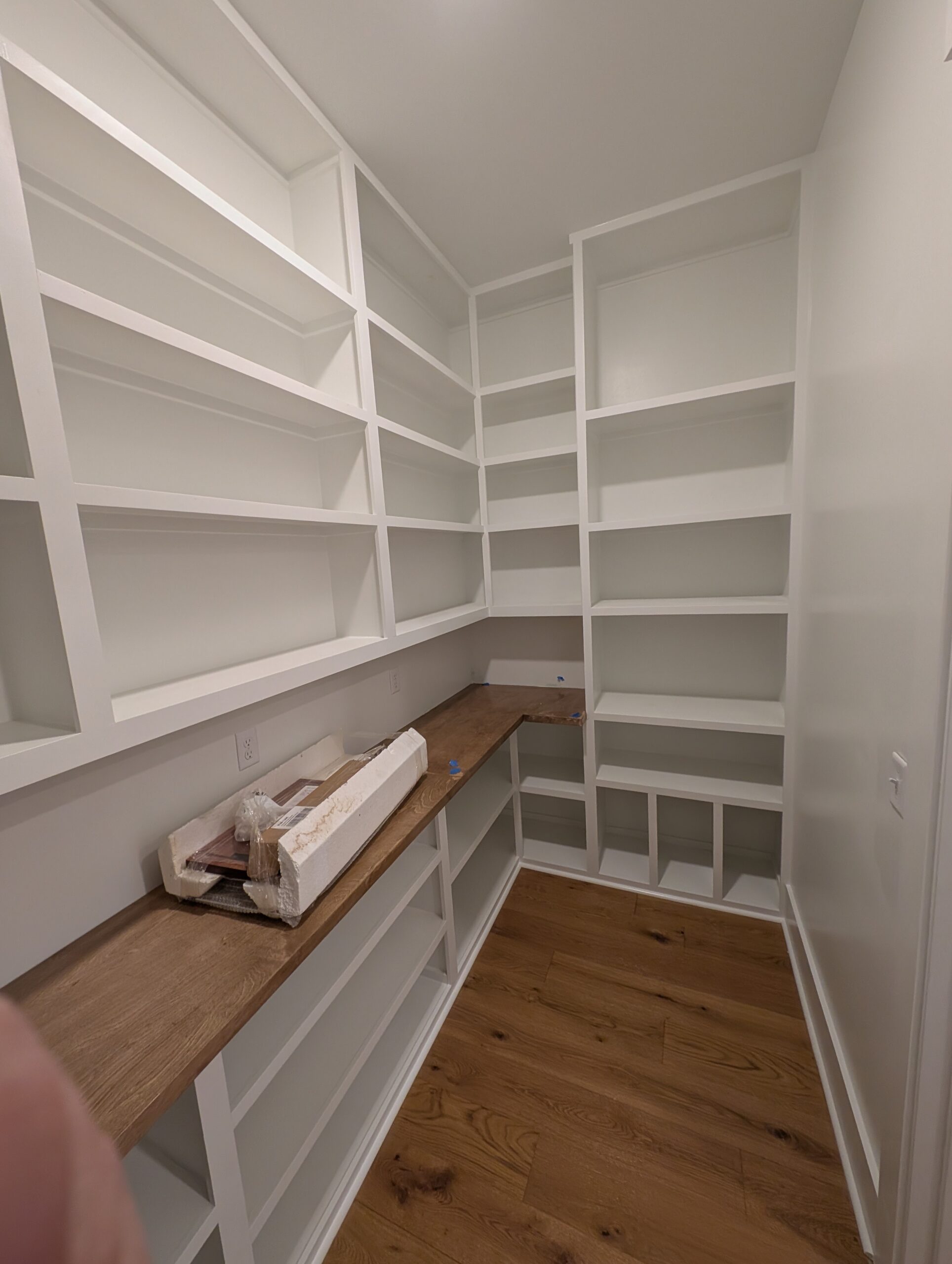 PXL_20250321_211749854