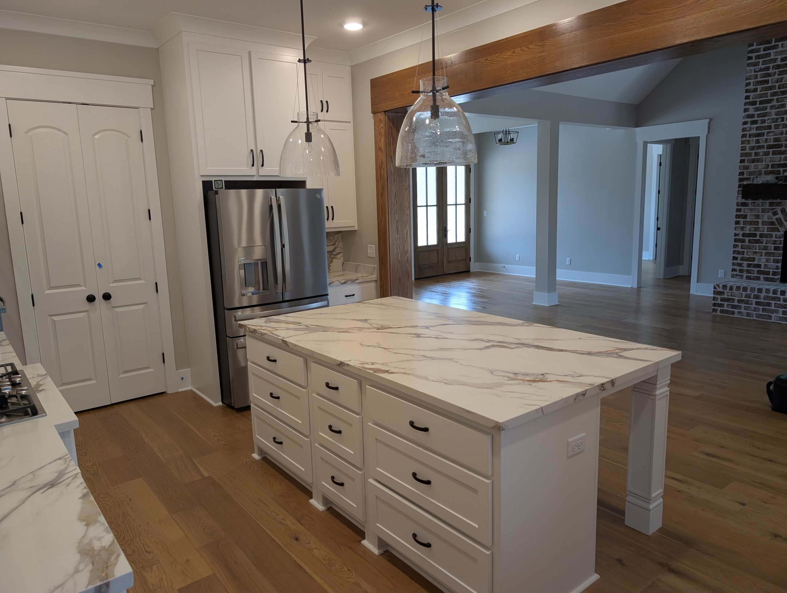 PXL_20250321_211823434