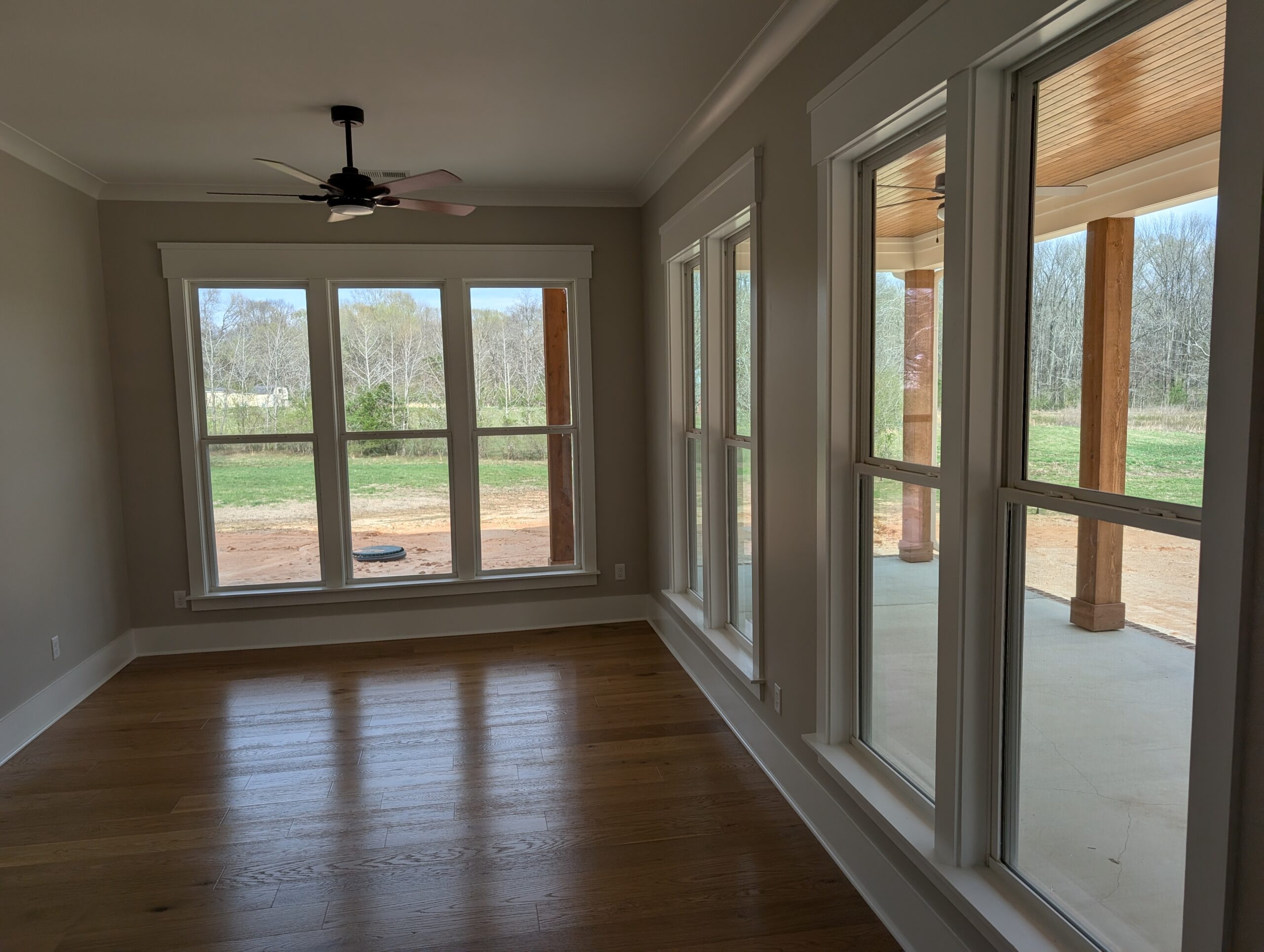 PXL_20250321_212338939.MP